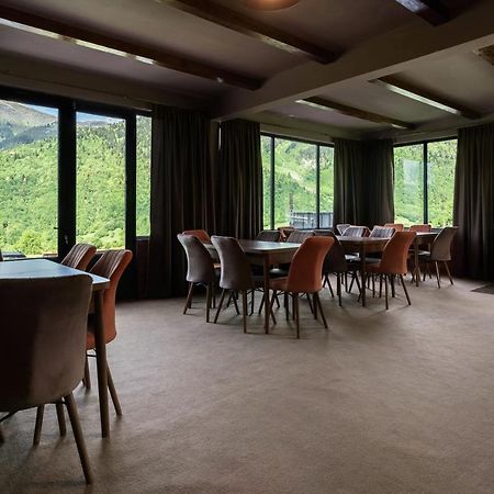 Panorama Ushba Hotel Mestia Ngoại thất bức ảnh