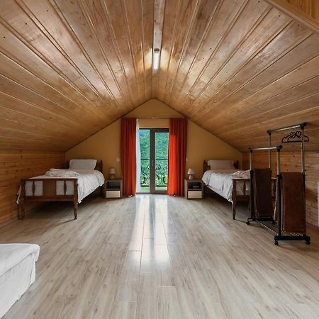 Panorama Ushba Hotel Mestia Ngoại thất bức ảnh